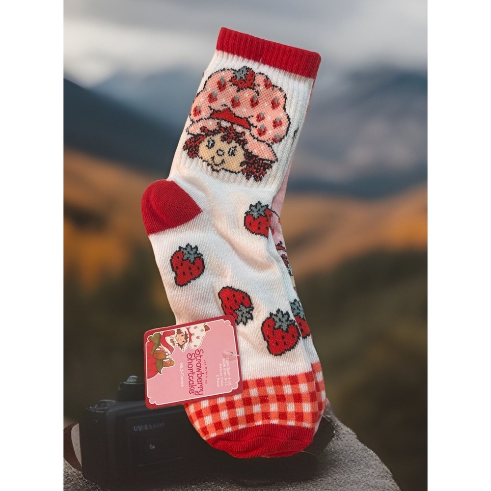 NWT Pack Of 2 Pairs Of Mid-Crew Socks - Shoe Sz 4-10 - Strawberry Shortcake New